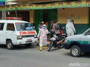 Pria Ini Meninggal Mendadak Saat Jajan Soto, Dievakuasi Petugas Ber-APD