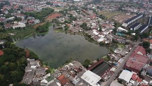 Potret Situ yang Semakin Terhimpit Permukiman