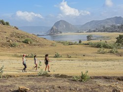 BBM Naik Lagi, Anggota DPR: Jangan Lupakan Pekerja Informal Pariwisata!