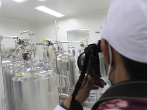 Video Gini Nih Jeroan Tempat Produksi Vaksin Corona di Bandung Video Gini Nih Jeroan Tempat Produksi Vaksin Corona di Bandung
