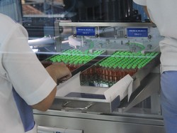 110  Relawan Telah Disuntik Vaksin COVID-19 Sinovac di Bandung