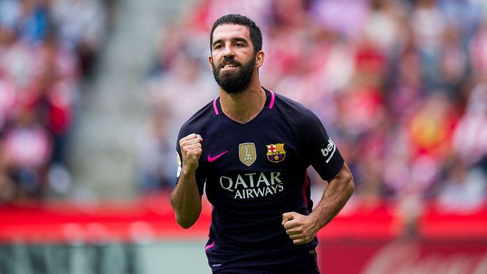 Arda Turan GIJON, SPAIN - SEPTEMBER 24: Arda Turan of FC Barcelona celebrates after scoring his teams fourth goal during the La Liga match between Real Sporting de Gijon and FC Barcelona at Estadio El Molinon on September 24, 2016 in Gijon, Spain. (Photo by Juan Manuel Serrano Arce/Getty Images)