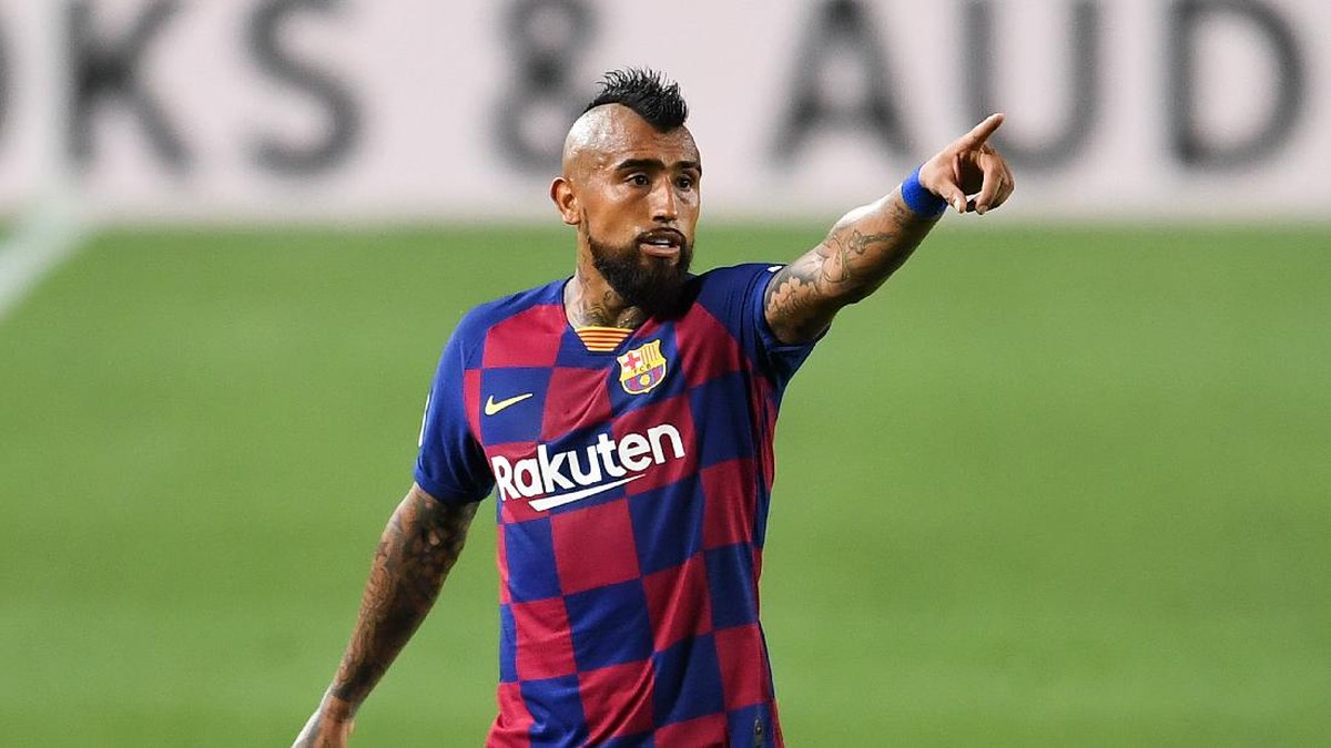 Arturo Vidal dikabarkan ingin mengakhiri kontraknya di Barcelona lebih awal. (Foto: Getty Images/David Ramos)