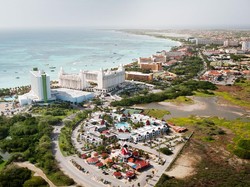 Dibuka Kembali, Lebih dari 11.000 Turis Mancanegara Kunjungi Pulau Ini