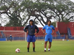 Budi Sudarsono Jadi Pelatih Persik Kediri
