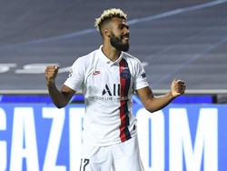 Eric Maxim Choupo-Moting, Pemain Gratisan Jadi Pahlawan Klub Kaya Raya