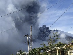Gunung Sinabung Erupsi Keempat Kali Hari Ini, Kolom Abu Capai 4,2 Km