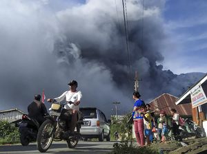 Gunung Sinabung Kembali Erupsi