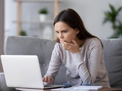 Goks! Kartu Jadul Ini Dilelang Hingga Rp 54 M, Kayak Apa Ya?