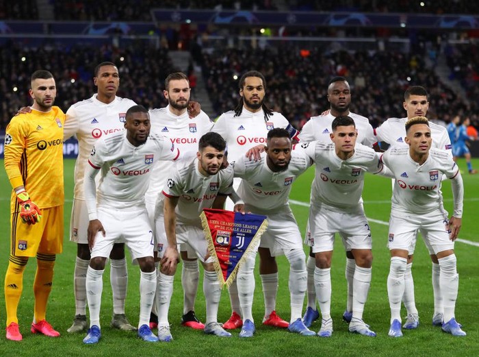 LYON, FRANCE - FEBRUARY 26: The Olympique Lyon players pose for a team photo prior to the UEFA Champions League round of 16 first leg match between Olympique Lyon and Juventus at Parc Olympique on February 26, 2020 in Lyon, France. (Photo by Catherine Ivill/Getty Images)