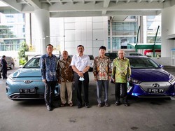 Luhut Cek Mobil Listrik, Model Ini yang Diproduksi di RI?
