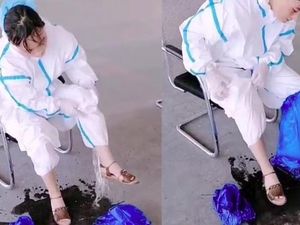 Perjuangan Nakes Tangani Corona, Penuh Luka dan Genangan Keringat di APD