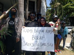Giliran Pekerja Hiburan Malam Makassar Demo Butuh Kerja