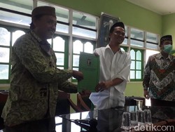 Gus Umam Jadi Plt Ketua DPC PPP Rembang Gantikan Mendiang Gus Kamil Gus Umam Jadi Plt Ketua DPC PPP Rembang Gantikan Mendiang Gus Kamil