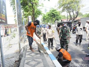 Puluhan Warga Kota Pasuruan Jadi Petugas Kebersihan karena Tak Pakai Masker