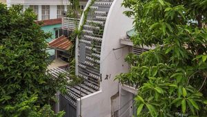 Rumah Bentuk Tabung yang Kelihatan Nyempil, Bagian Dalamnya Bikin Takjub