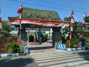 Enam SMA/SMK/SLB di Ponorogo Siap Belajar Tatap Muka