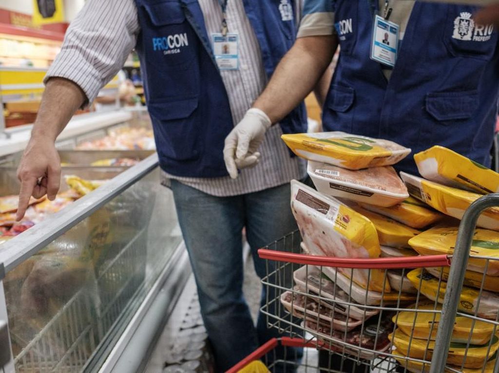 Ayam Beku dari Brasil yang Diimpor China Terkontaminasi Corona Ayam Beku dari Brasil yang Diimpor China Terkontaminasi Corona