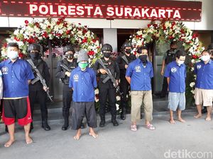 Tersangka Penyerangan Doa Nikah Anak Habib Umar Assegaf Bertambah Jadi 5 Tersangka Penyerangan Doa Nikah Anak Habib Umar Assegaf Bertambah Jadi 5