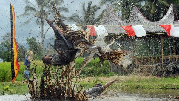 Foto Memukau Silek Lanyah Sambut HUT RI