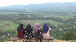 Foto: Pemandangan Aduhai dari Bukit Cantik di Trenggalek