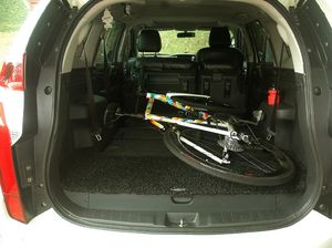 Bawa Sepeda Pakai Mobil: Masuk Kabin atau Pakai Bike Rack, Mana yang Lebih Aman? Bawa Sepeda Pakai Mobil: Masuk Kabin atau Pakai Bike Rack, Mana yang Lebih Aman?
