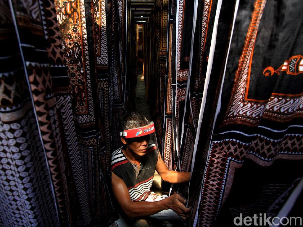 Industri Batik Rumahan Ini Tembus Pasar ASEAN Industri Batik Rumahan Ini Tembus Pasar ASEAN