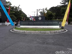 Timbul Raharjo Dikukuhkan Jadi Guru Besar ISI Jogja, Kaji Jaran Ukir