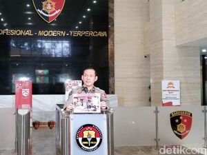 Densus 88 Tangkap 15 Terduga Teroris di Jakarta-Jawa Barat