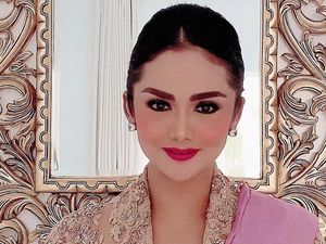 Jelaskan UU Cipta Kerja, Krisdayanti Disemprot Netizen Jelaskan UU Cipta Kerja, Krisdayanti Disemprot Netizen