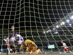 Leipzig menang 2-1 dan berhasil lolos ke semifinal untuk bertemu Paris Saint-Germain. Miguel A. Lopes/Pool Photo via AP.