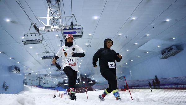 Wow! Ada Lomba Lari Salju di Dubai