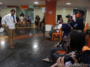 Dicurhati Pedagang, Machfud Arifin Janji Bangkitkan Pasar Turi