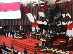 Jokowi Siapkan Anggaran Perlindungan Sosial Rp 427,5 T