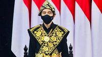 Deretan Gaya Jokowi Pakai Baju Adat Sabu NTT di Sidang Tahunan MPR