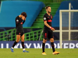 Atletico Didepak Leipzig, Simeone Lapang Dada