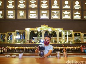 Potret Tempat Nongkrong yang Hangat di Sanur Bali Potret Tempat Nongkrong yang Hangat di Sanur Bali