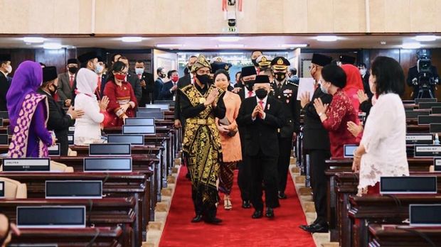 Presiden Joko Widodo menghadiri sidang tahunan MPR 2020, Jumat (14/8).