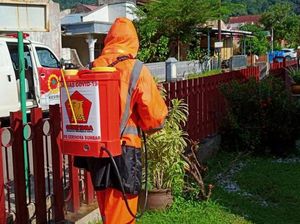Angka Corona Padang Naik, Andre Turunkan Tim Penyemprotan Gerindra Lagi