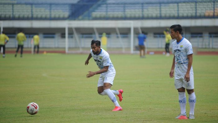 Zulham Zamrun Zulham Zamrun