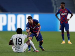 Momen Alphonso Davies Gocek Messi lalu Permalukan Semedo Momen Alphonso Davies Gocek Messi lalu Permalukan Semedo