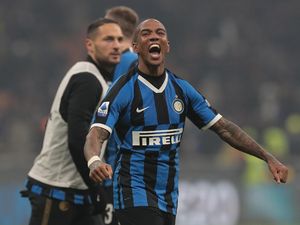 Ashley Young Enjoy Banget di Inter