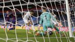 Senyum Coutinho yang Ikut Bantai Barca sebagai Pemain Buangan