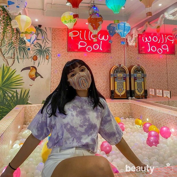 Colorfull t-shirt/instagram.com/lulalahfah Inspirasi colorfull outfit lula lahfah