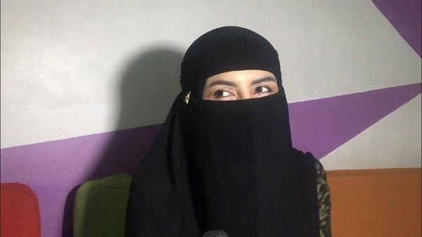 Potret Five Vi Bercadar Usai Hijrah