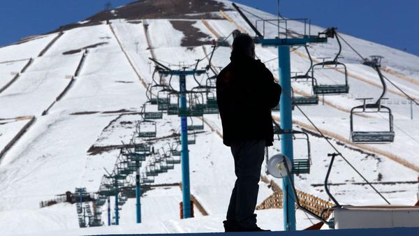 Gegara Corona, Resor Ski Chili Sepi