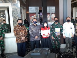 Komite PCPEN Terima Hasil Uji Klinis Tahap 3 Obat Corona dari Unair