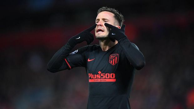 LIVERPOOL, ENGLAND - MARCH 11: Saul Niguez of Atletico Madrid reacts during the UEFA Champions League round of 16 second leg match between Liverpool FC and Atletico Madrid at Anfield on March 11, 2020 in Liverpool, United Kingdom.  (Photo by Laurence Griffiths/Getty Images)