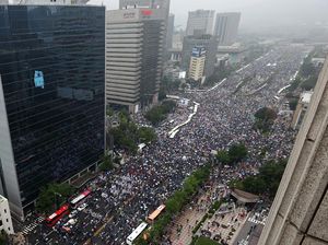 Abaikan Peringatan Corona, Ribuan Warga Korsel Ikut Demo Antipemerintah