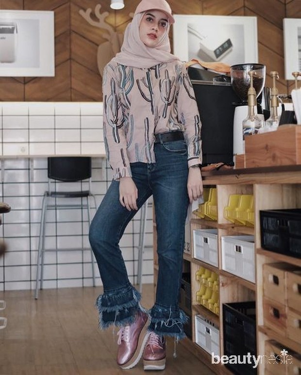 MIx and match celana jeans dengan piyama